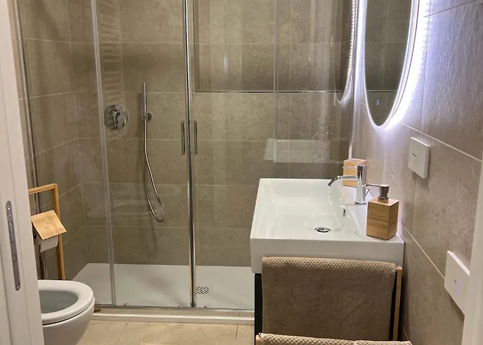 Waterfront Interno 3 * ג'נובה